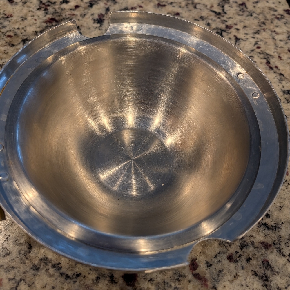 Vintage Hammered Aluminum Serving Bowl by J Braun - Picture 11 of 11